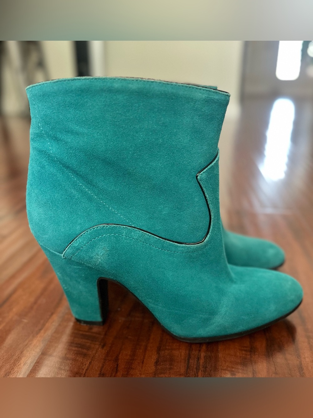 Turquoise Faux Suede Women’s Ankle Boots - Stylish Western-Inspired Heel - Picture 3 of 11